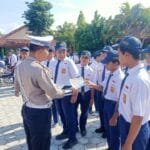 Dalam rangka mendukung Operasi Zebra Semeru 2024, Polres beri Sosialiasi kepada pelajar di SMPN 2 Karangan.