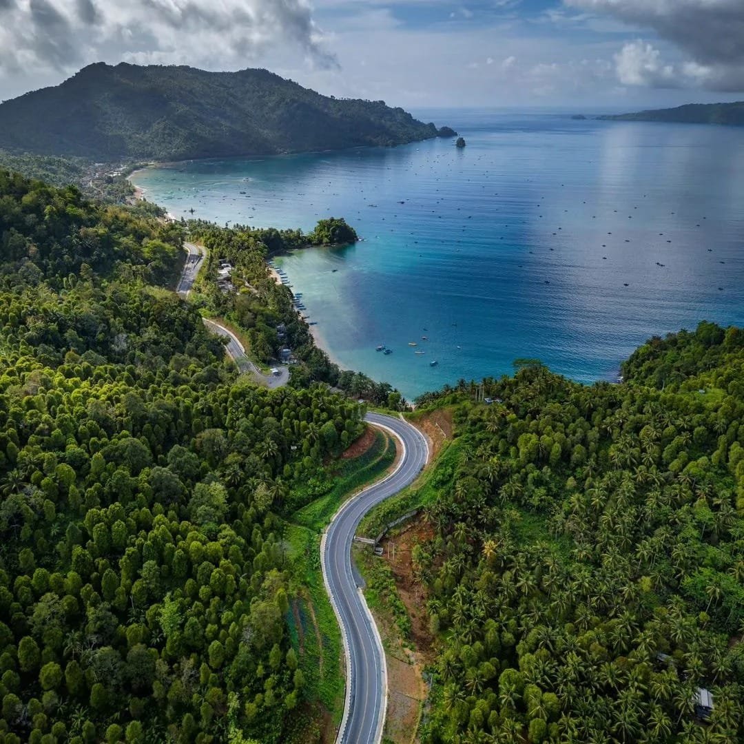 Pantai karanggongso