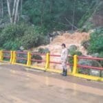 Jembatan Gemblung Desa Nglinggis Banjir