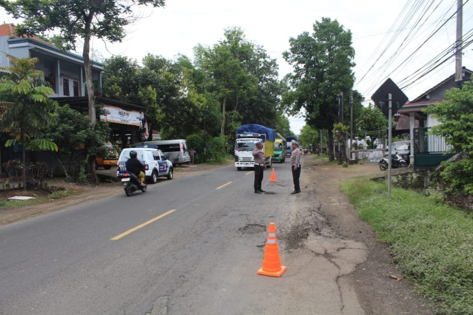 Polres Trenggalek Lakukan Pengecekan Ruas Jalan Nasional